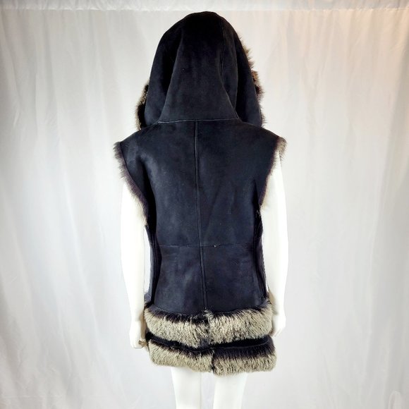 Donna Karan Reversible Lamb Vest - Picture 7 of 14